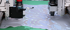 Double-head asynchronous cutting system